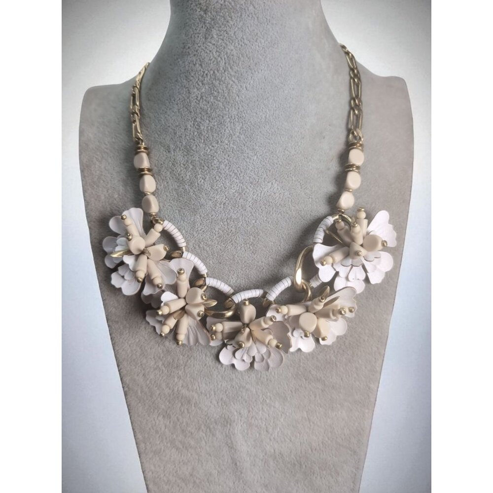Stella & Dot Cynthia Statement Necklace Gold Tone Leather Petals